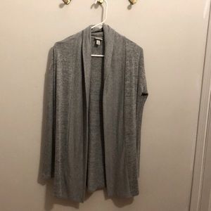 Cute & soft long cardigan. Only worn once.